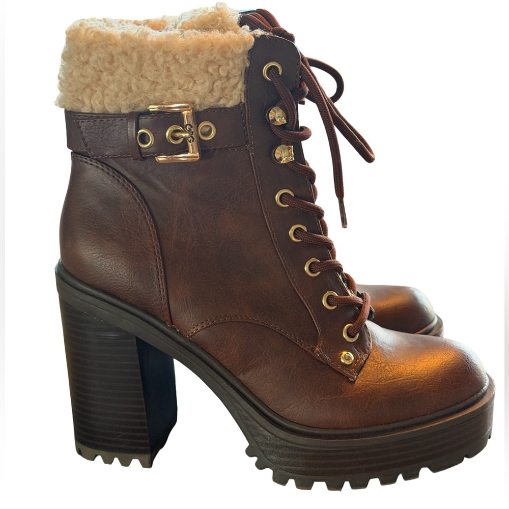 GBG Los Angeles Brown Grunge Revival Women’s Chunky Combat Boots W/Fur Trim 6.5